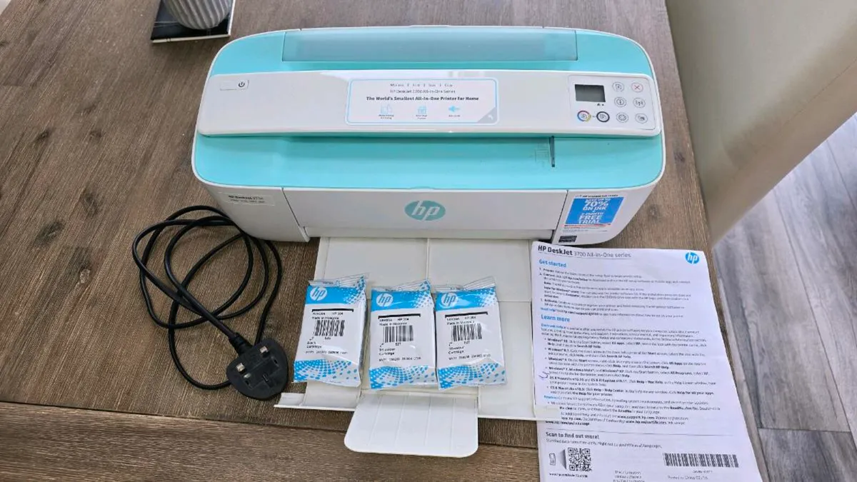 HP Deskjet Printer 3 in 1 plus cartridges