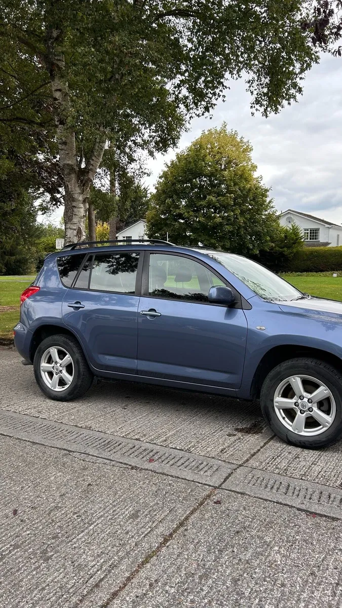 Toyota RAV4 - Image 3