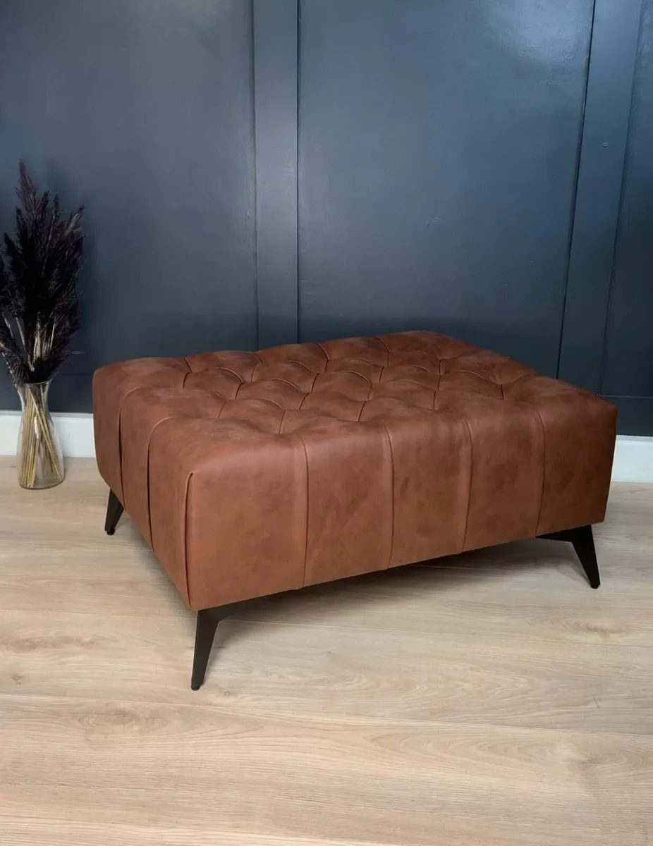 Chesterfield Coffe Table - Image 4