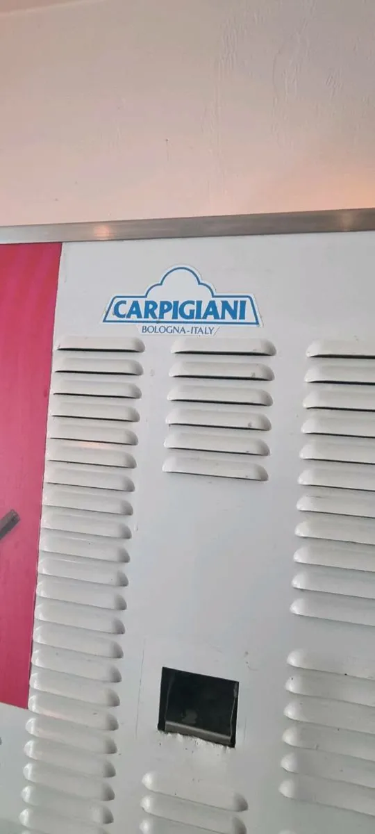 Ice Cream Machine - Image 2