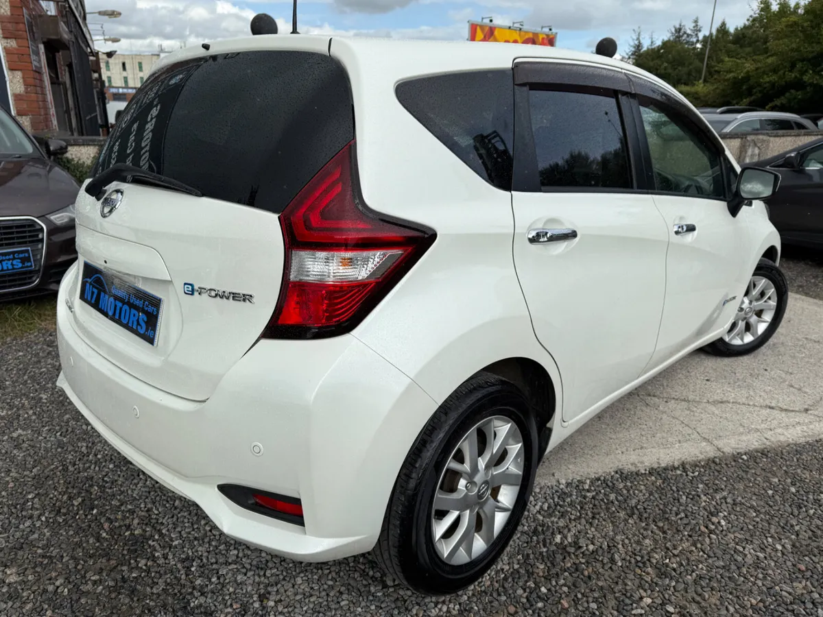 2017 Nissan Note  1.2 HYBRID AUTO - Image 4