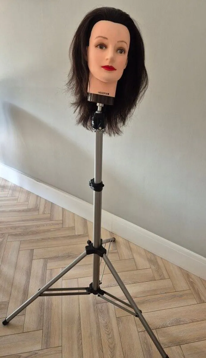 Hairdressing Training Kit - Image 2