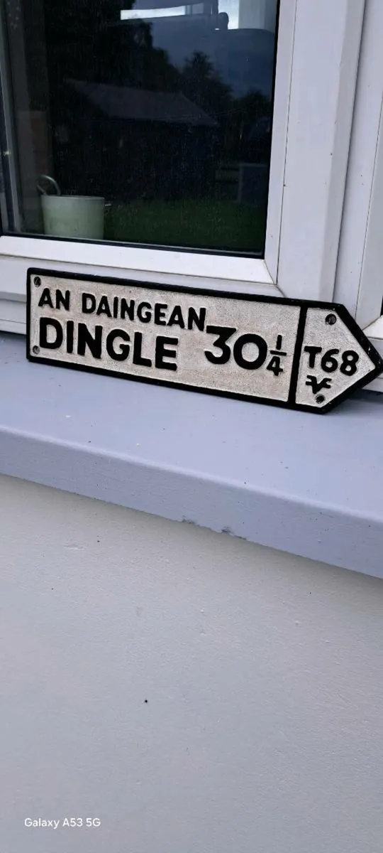 Dingle cast iron sign