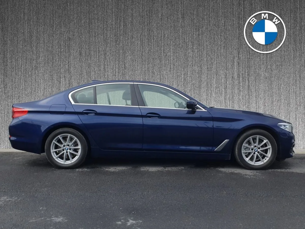 BMW 5 Series 520d SE Auto - Image 3