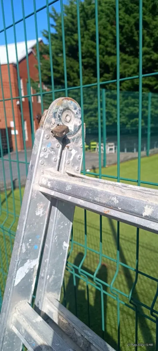 Ladder - Image 4