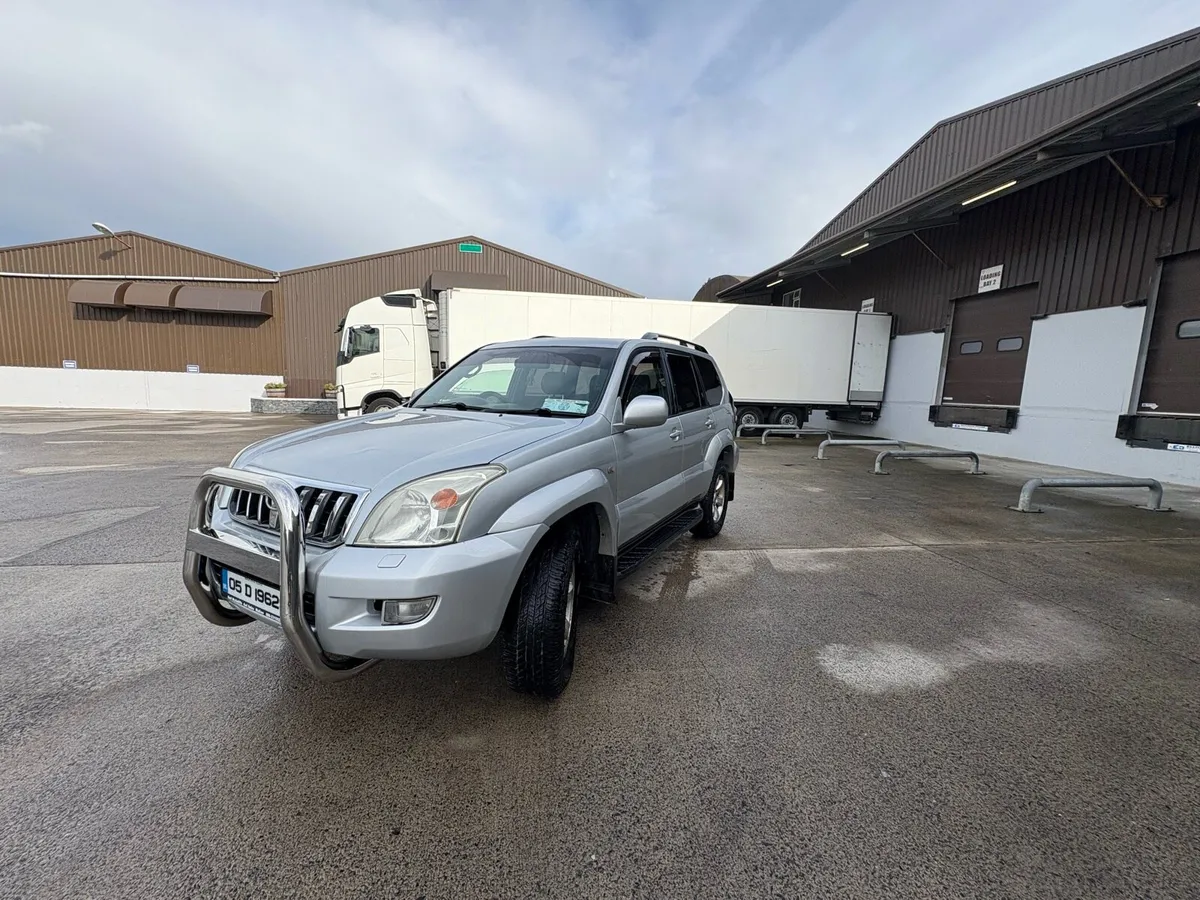 Toyota Land Cruiser - Image 2