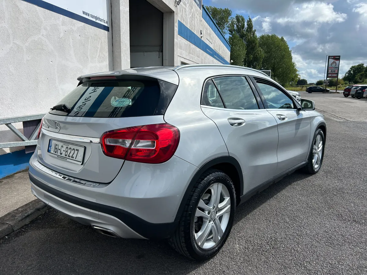 Mercedes-Benz GLA LEATHER / AUTOMATIC - Image 3