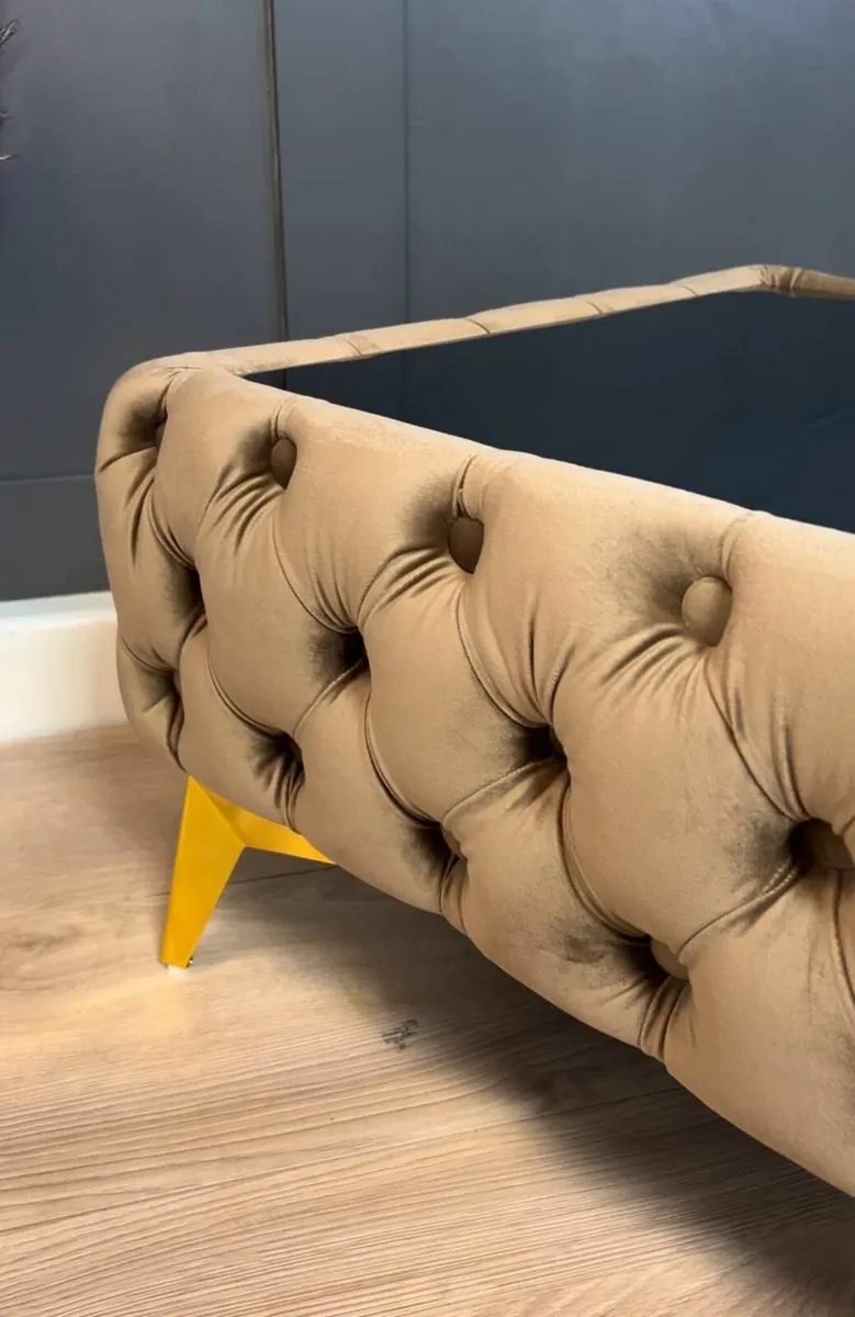 Velvet coffee table - Image 3