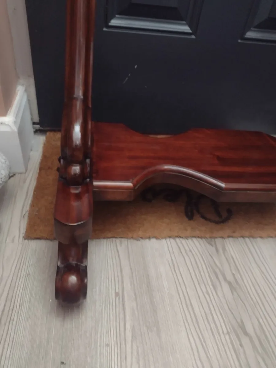Large heavy bevelled gentleman's mirror on stand - Image 3