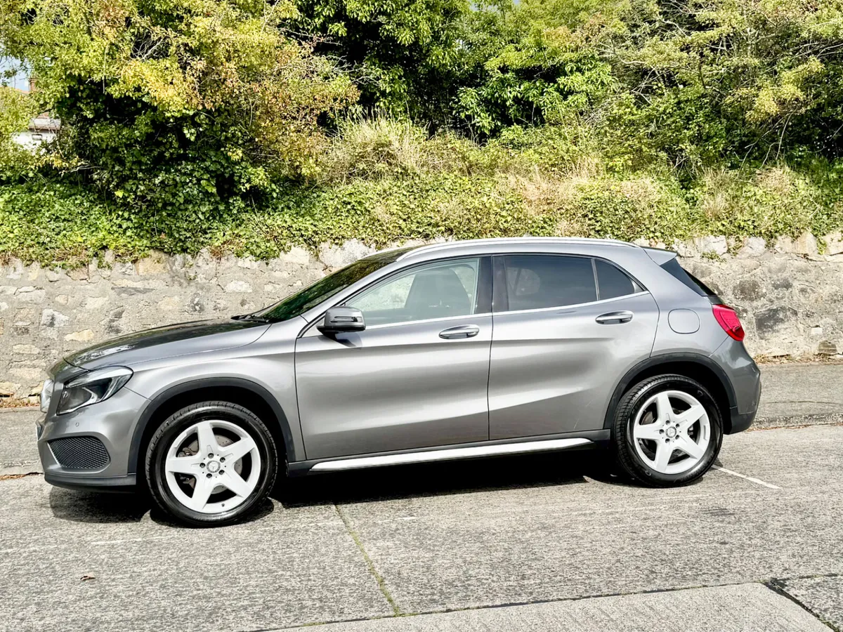 Mercedes-Benz GLA 2016!!AMG LINE !! 220D 4 MATIC!! - Image 4
