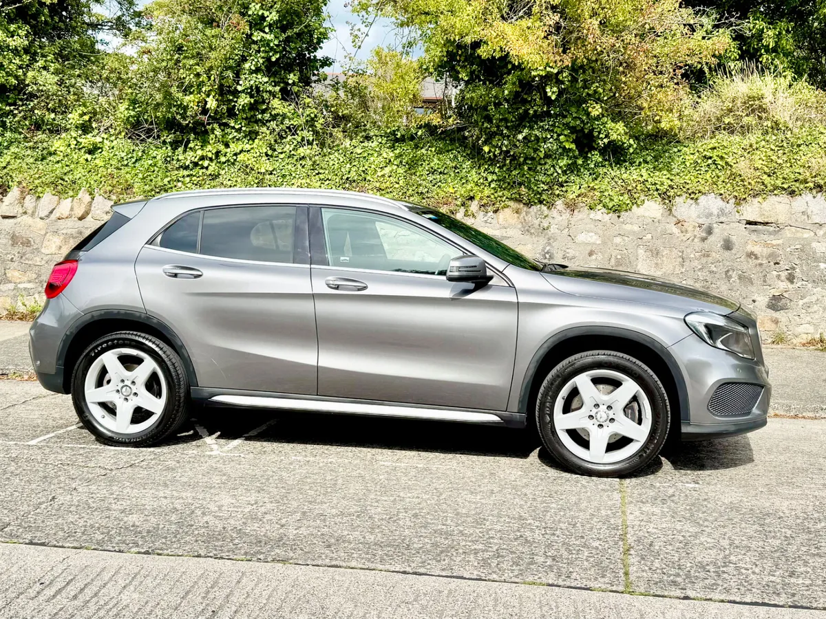 Mercedes-Benz GLA 2016!!AMG LINE !! 220D 4 MATIC!! - Image 3