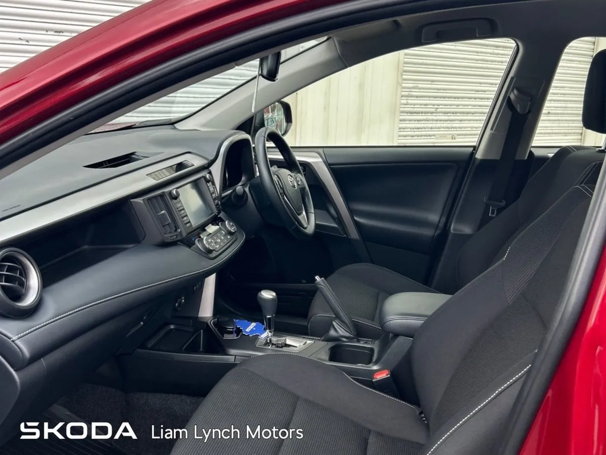 Toyota Rav4 2.5 Hybrid 2WD Luna Sport - Image 4