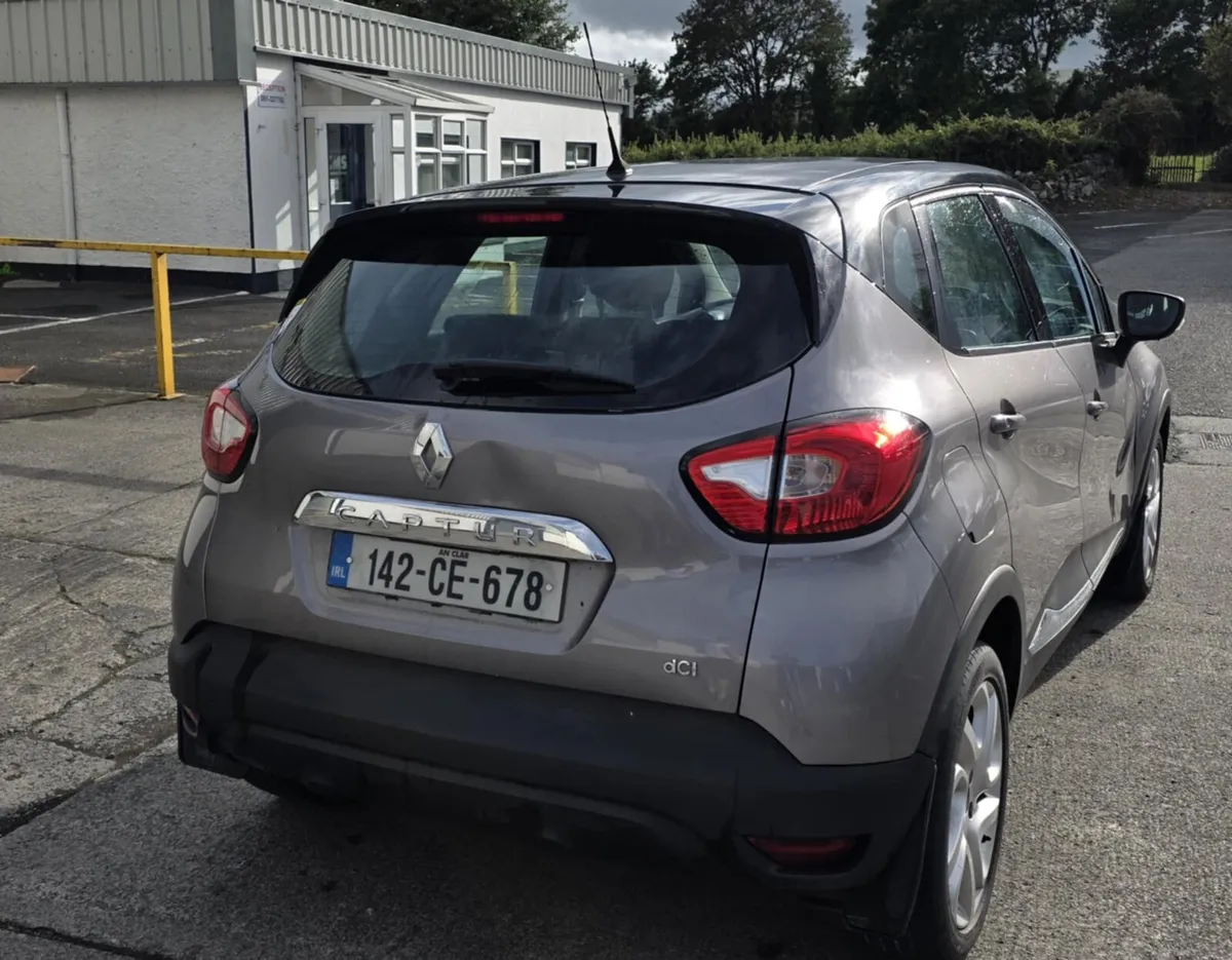 Renault captur - Image 3