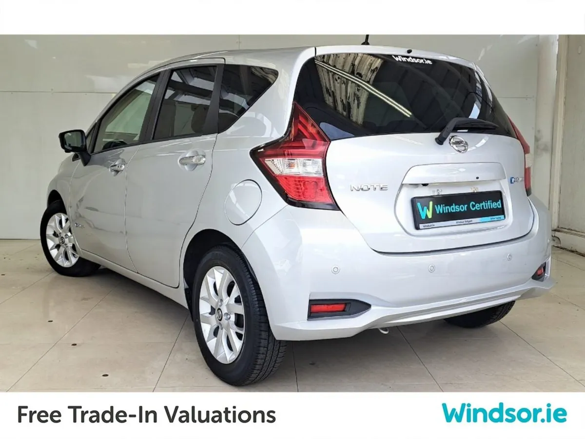 Nissan NOTE E-power Hybrid Automatic - Image 4