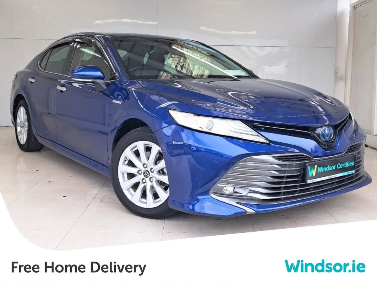 Toyota Camry Hybrid Auto - Image 1