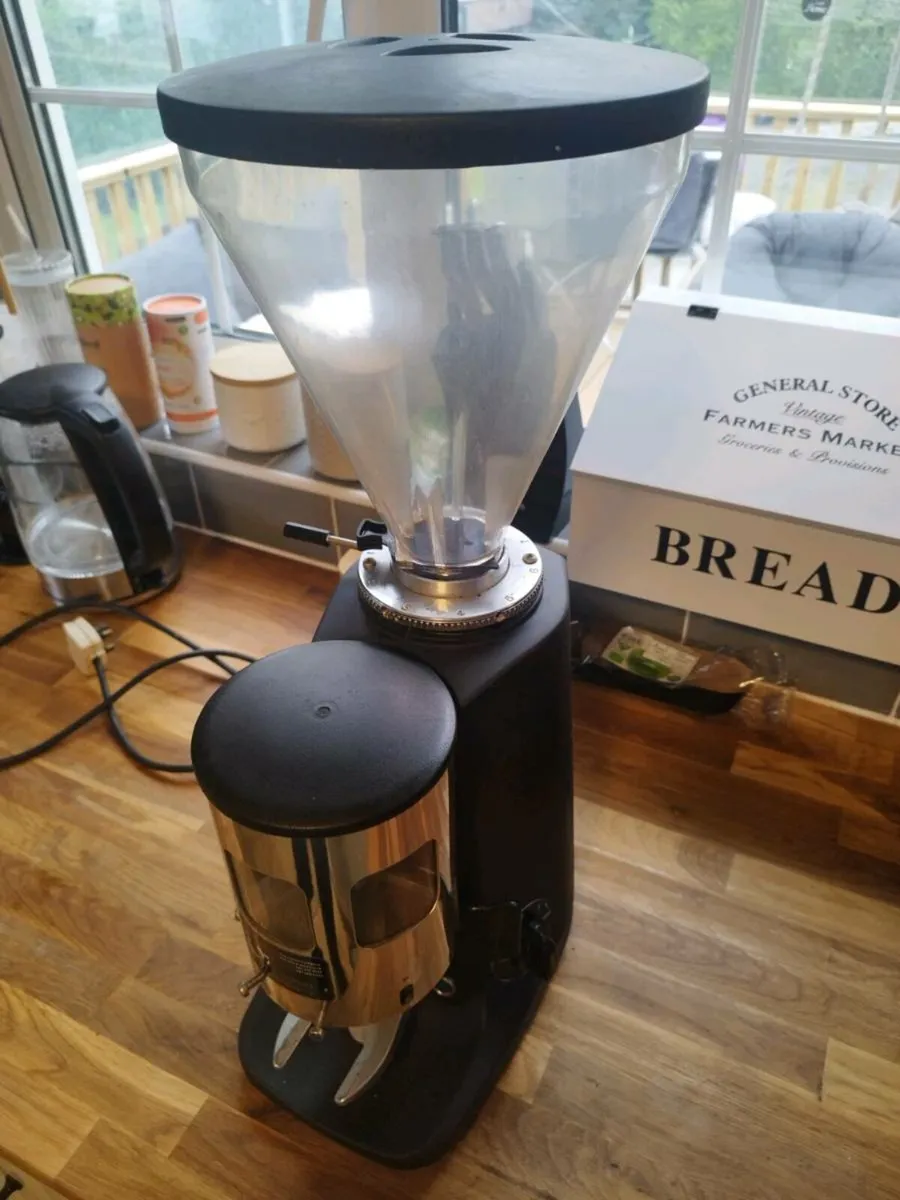 Mazzer coffee grinder - Image 3