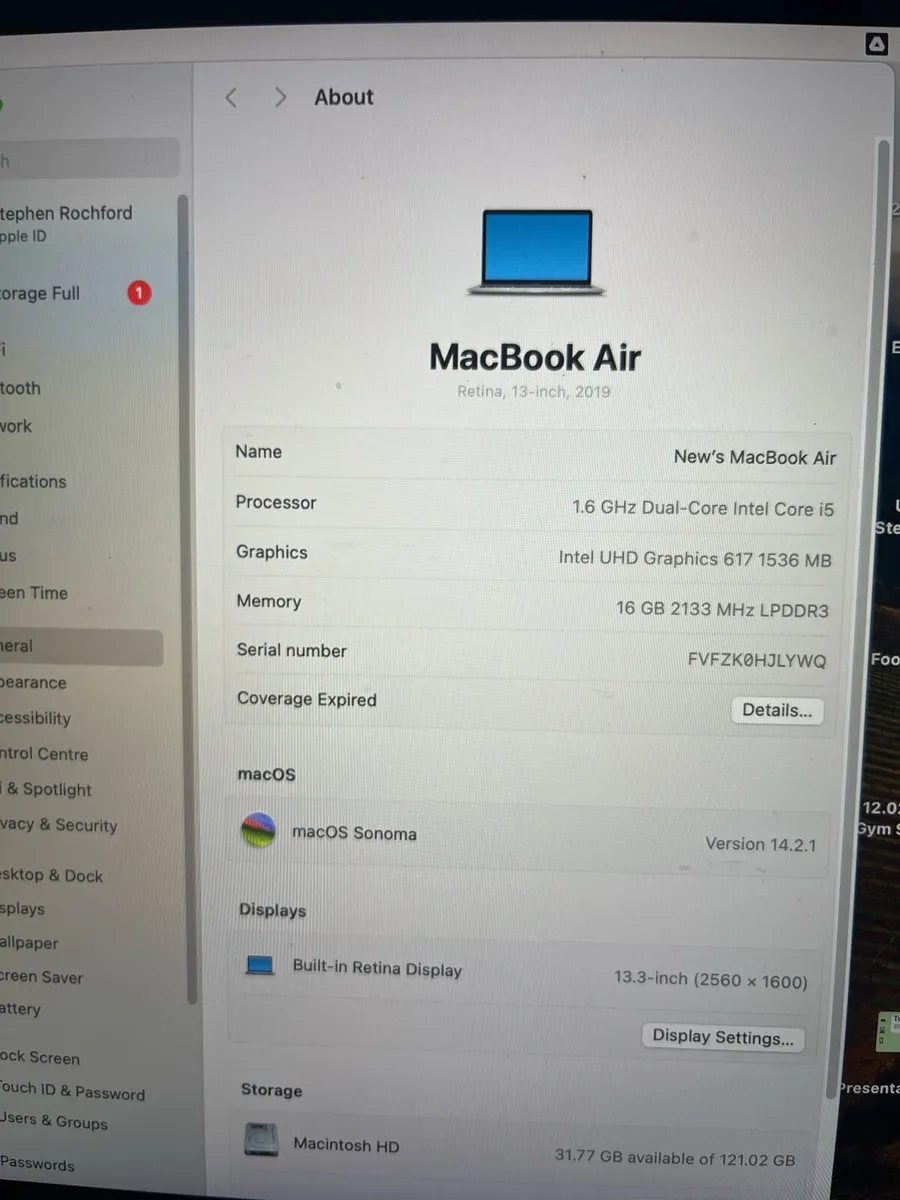 2019 MacBook Air - Image 3