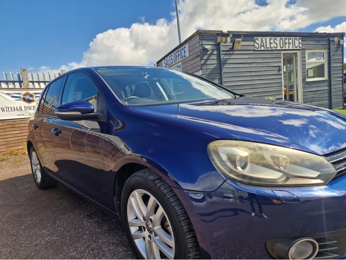 Volkswagen Golf 1.2 PETROL AUTO - Image 2