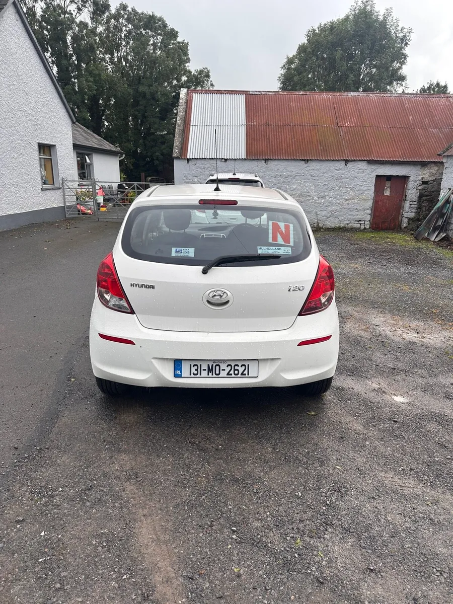 Hyundai i20 2013 1.1 Diesel - Image 3