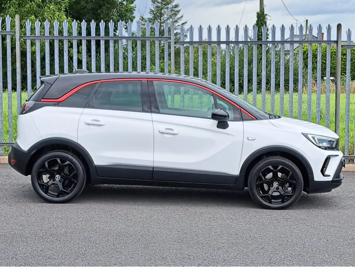 Opel Crossland GS-LINE 1.2TURBO 110BHP - Image 2
