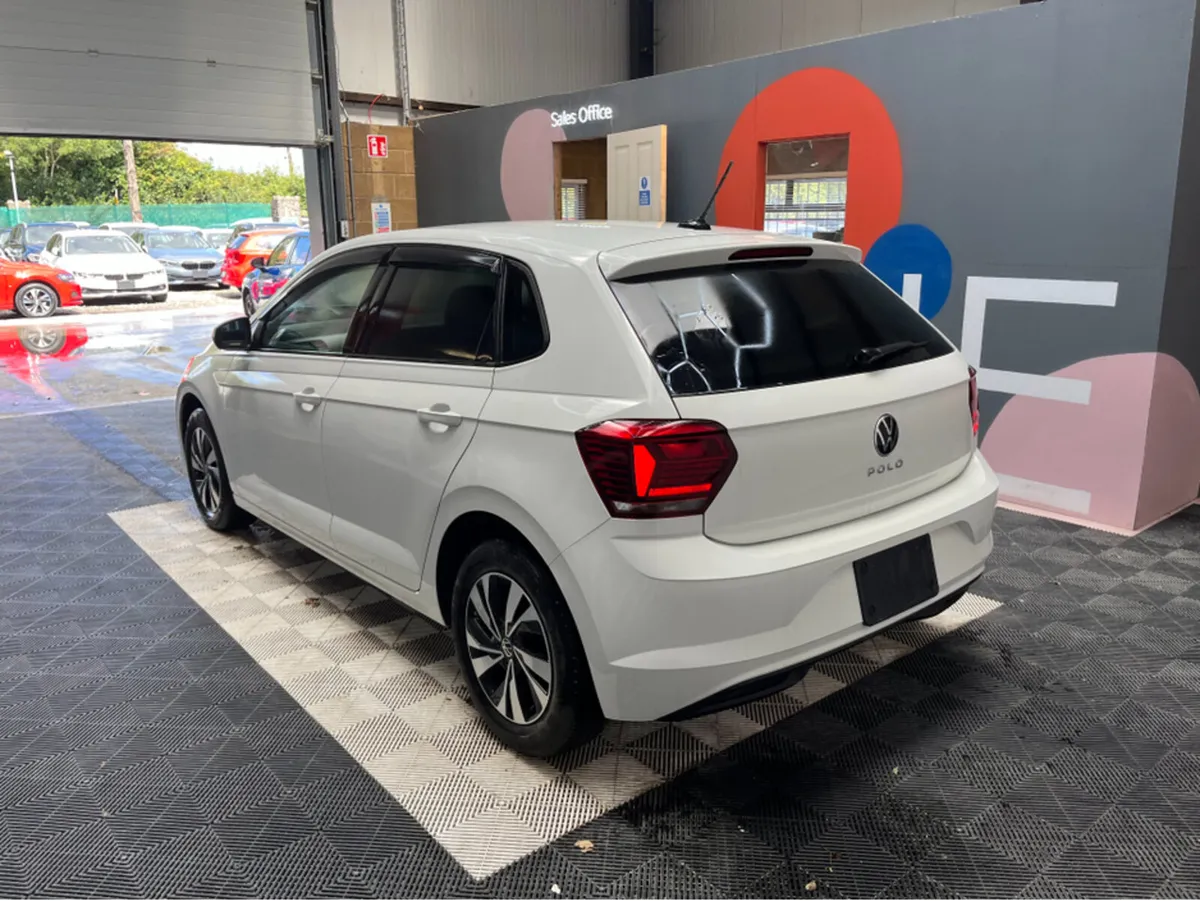 Volkswagen Polo POLO AUTOMATIC 1.0 TSI COMFORT LIN - Image 4