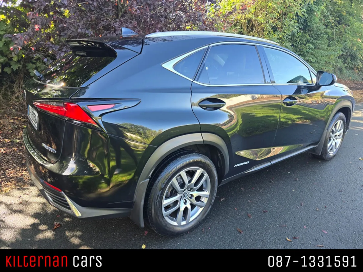 Lexus NX 2.5 LUXURY CVT 5DR AUTO 4WD 197HP A NX300 - Image 4