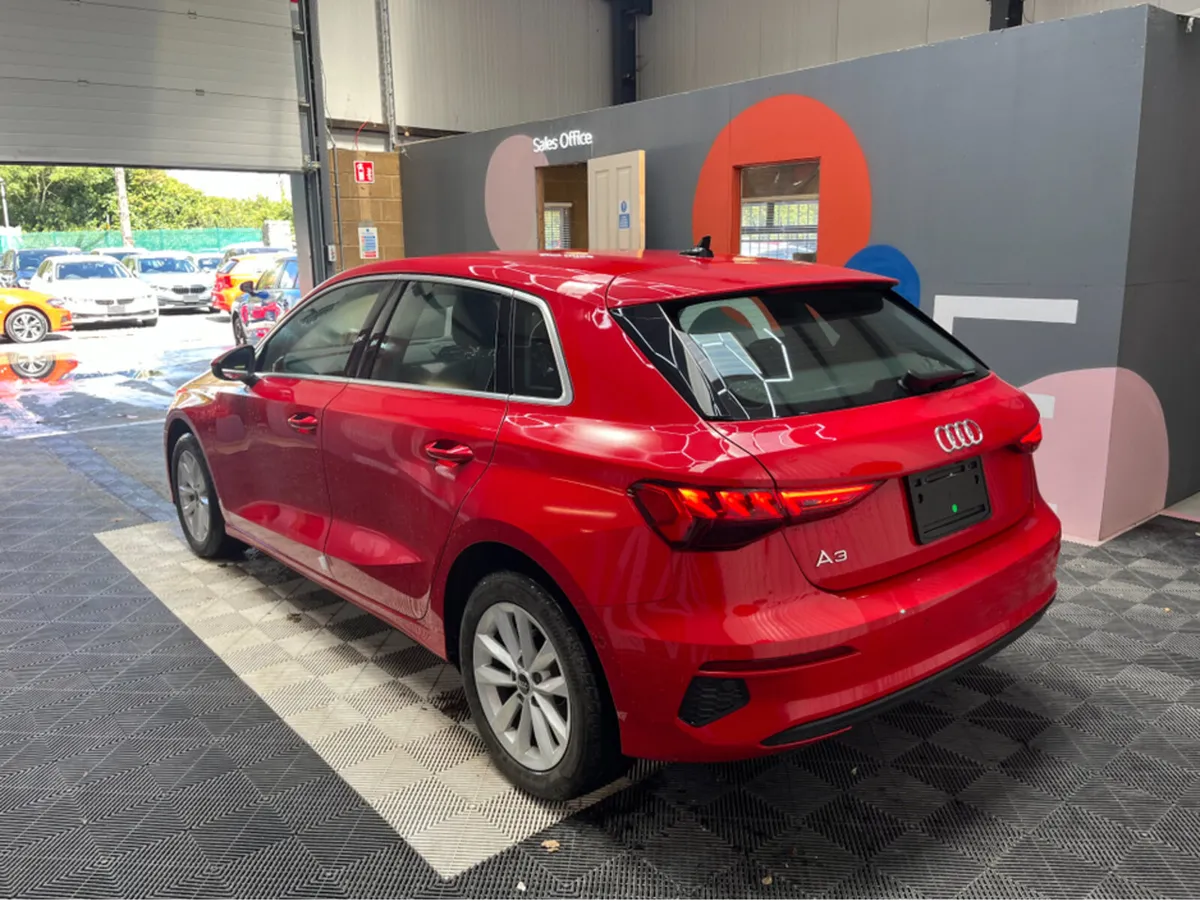 Audi A3 AUDI A3 AUTOMATIC 1.0 TFSI / 13k KMs / HEA - Image 4