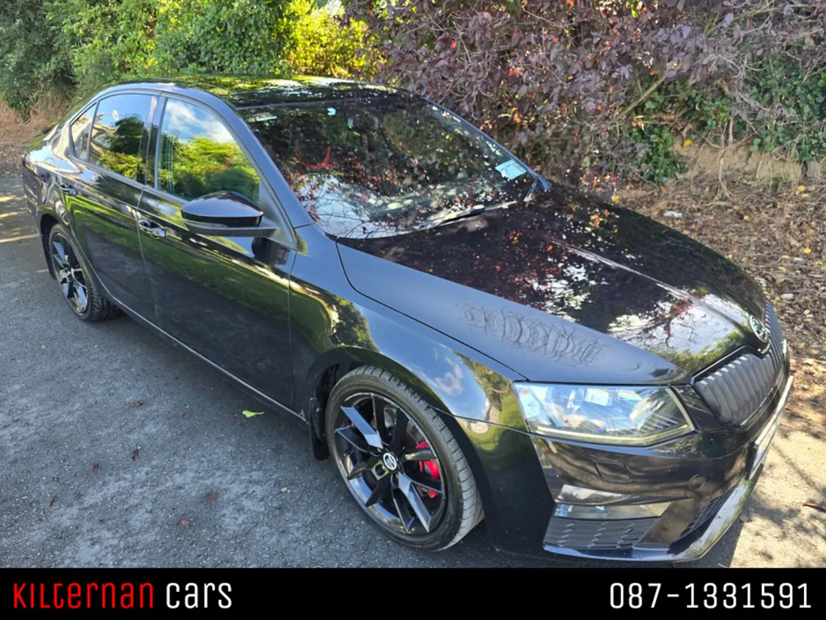 Skoda Octavia RS 2.0 TDI 184BHP DSG 4X4 PAN ROOF - Image 2