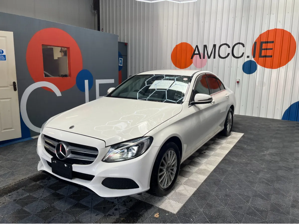 Mercedes-Benz C-Class C180 / 34k KMs / REVERSE CAM - Image 3