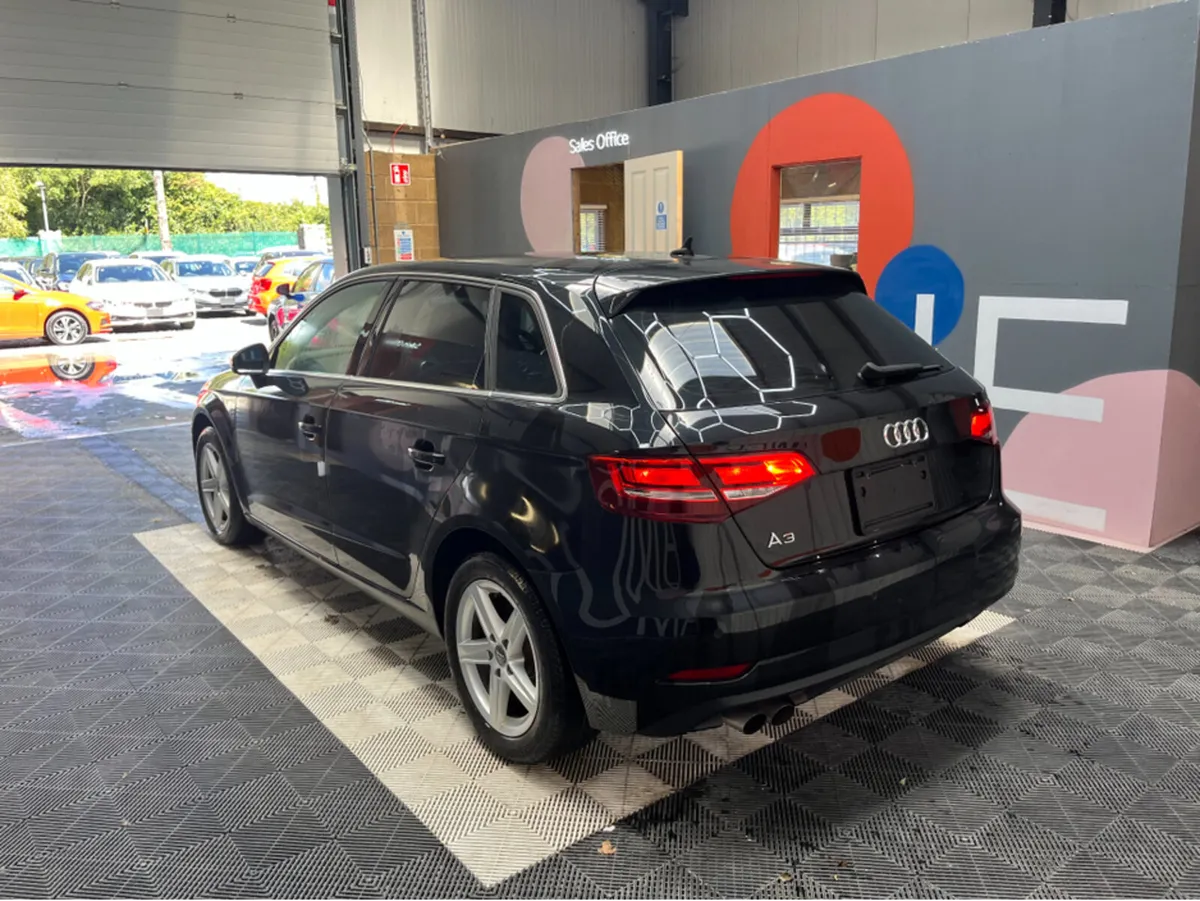 Audi A3 1.4 TFSI / 38k KMs / REVERSE CAMERA , ADAP - Image 4