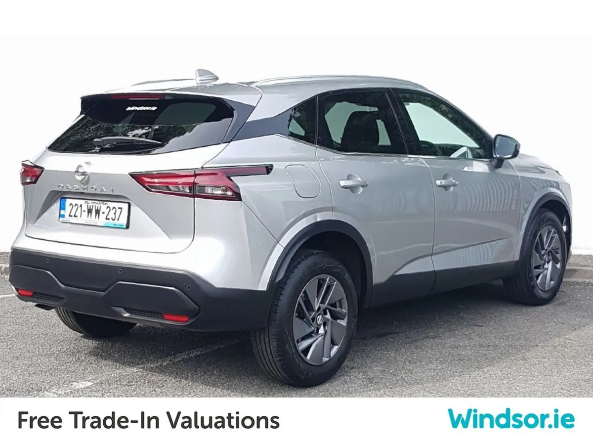 Nissan QASHQAI 1.3 PET Mild Hybrid SV CVT - Image 3