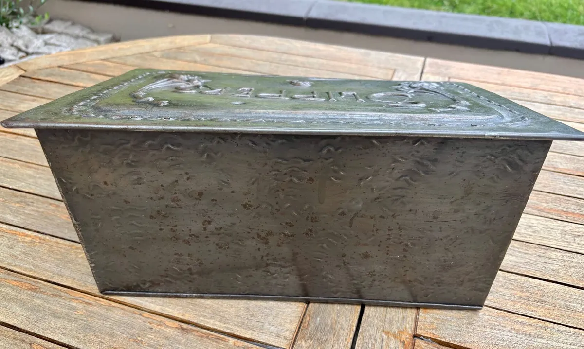 Vintage Fireside Slippers Warming Box - Image 3