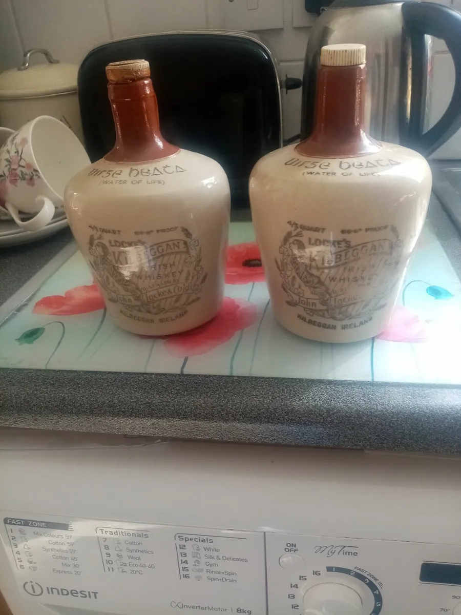 Pair Lockes whisky jars etc - Image 1
