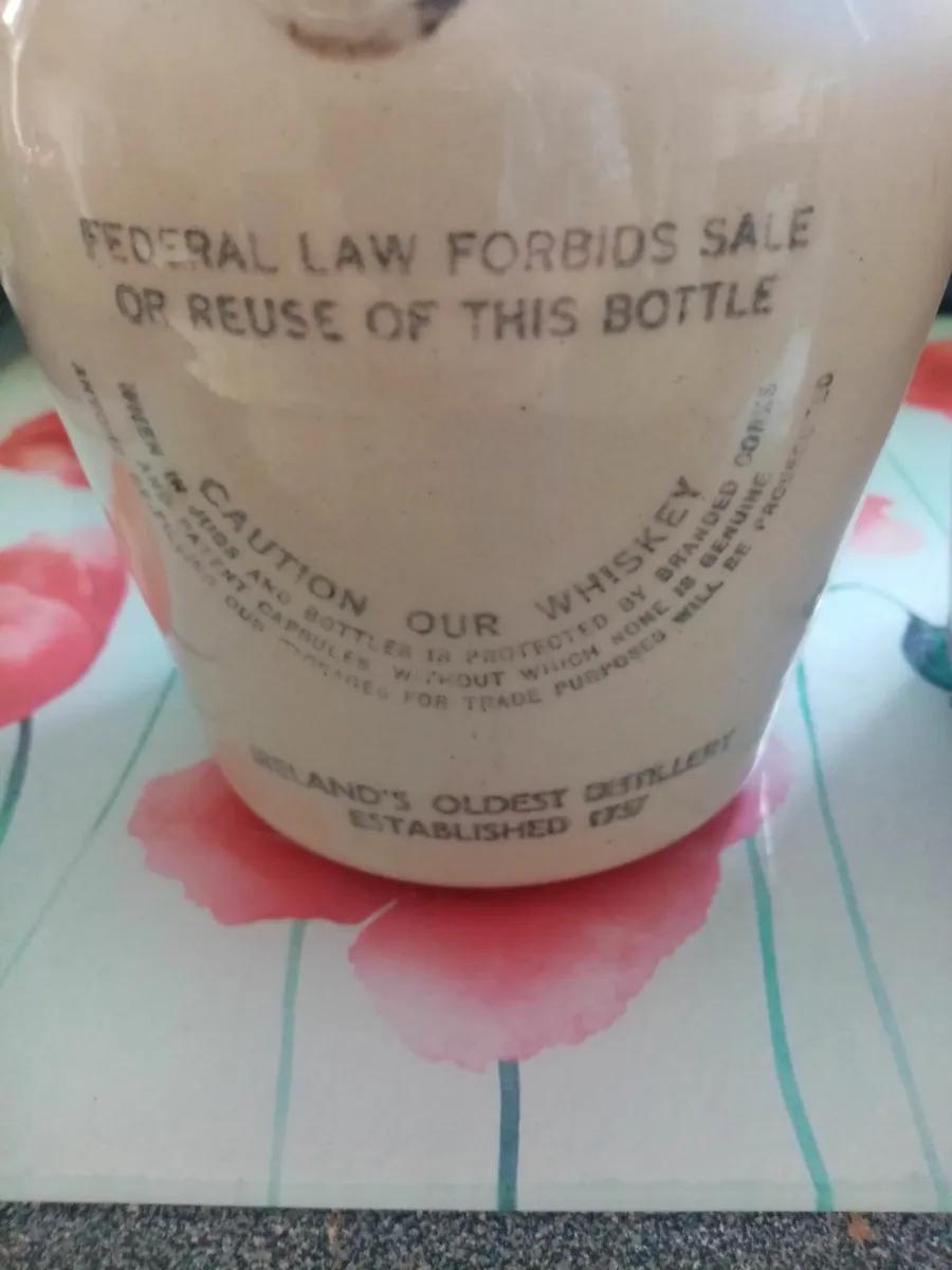 Pair Lockes whisky jars etc - Image 4