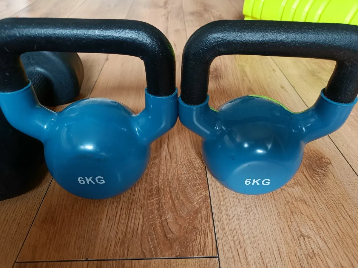 Dumbbells and kettle bells - Image 4