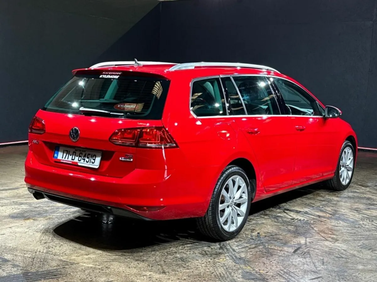 Volkswagen Golf 1.2 TSI AUTOMATIC - REVERSE CAMERA - Image 4