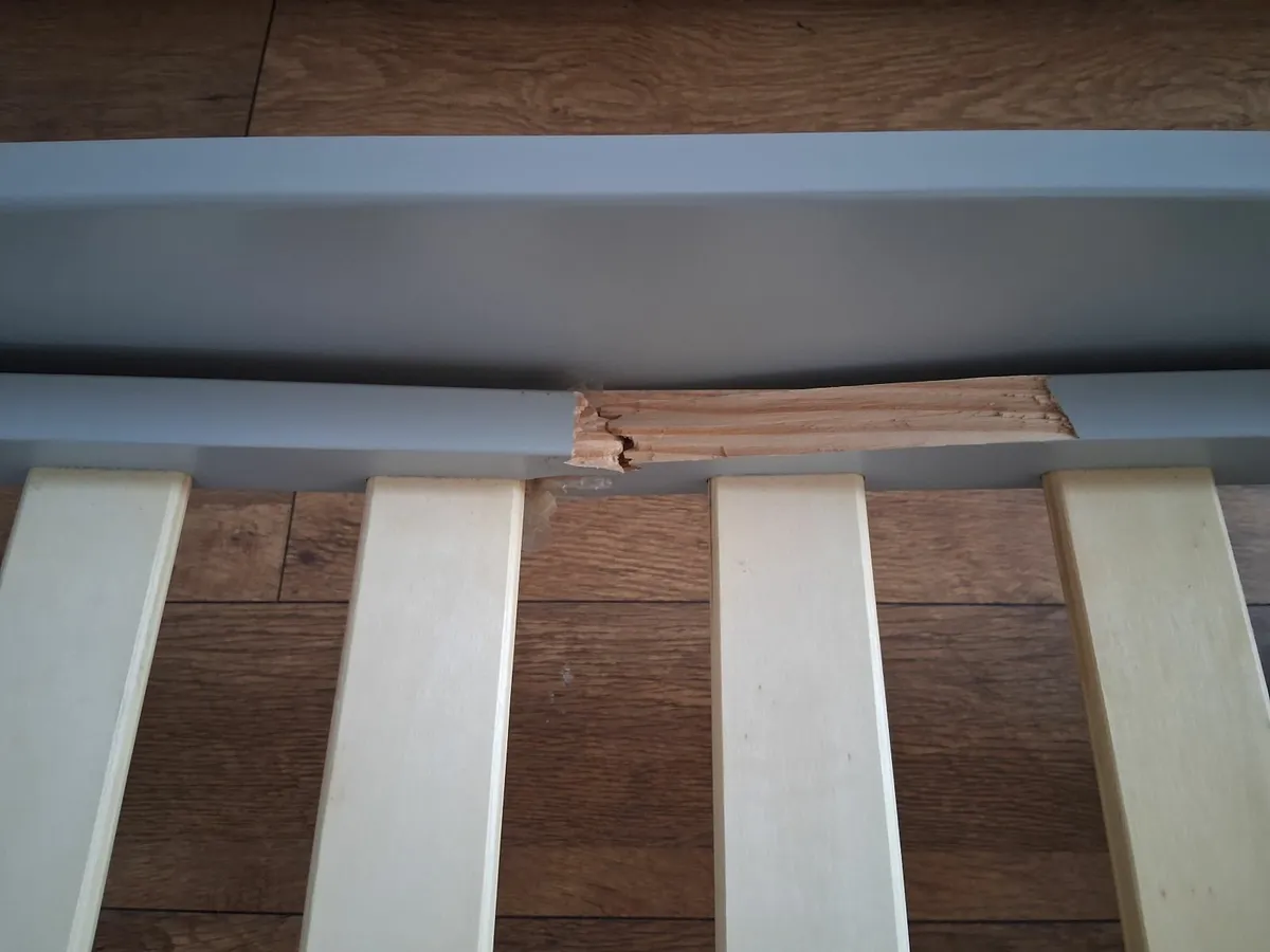 Damaged Cot / Cot Ɓed Free - Image 2