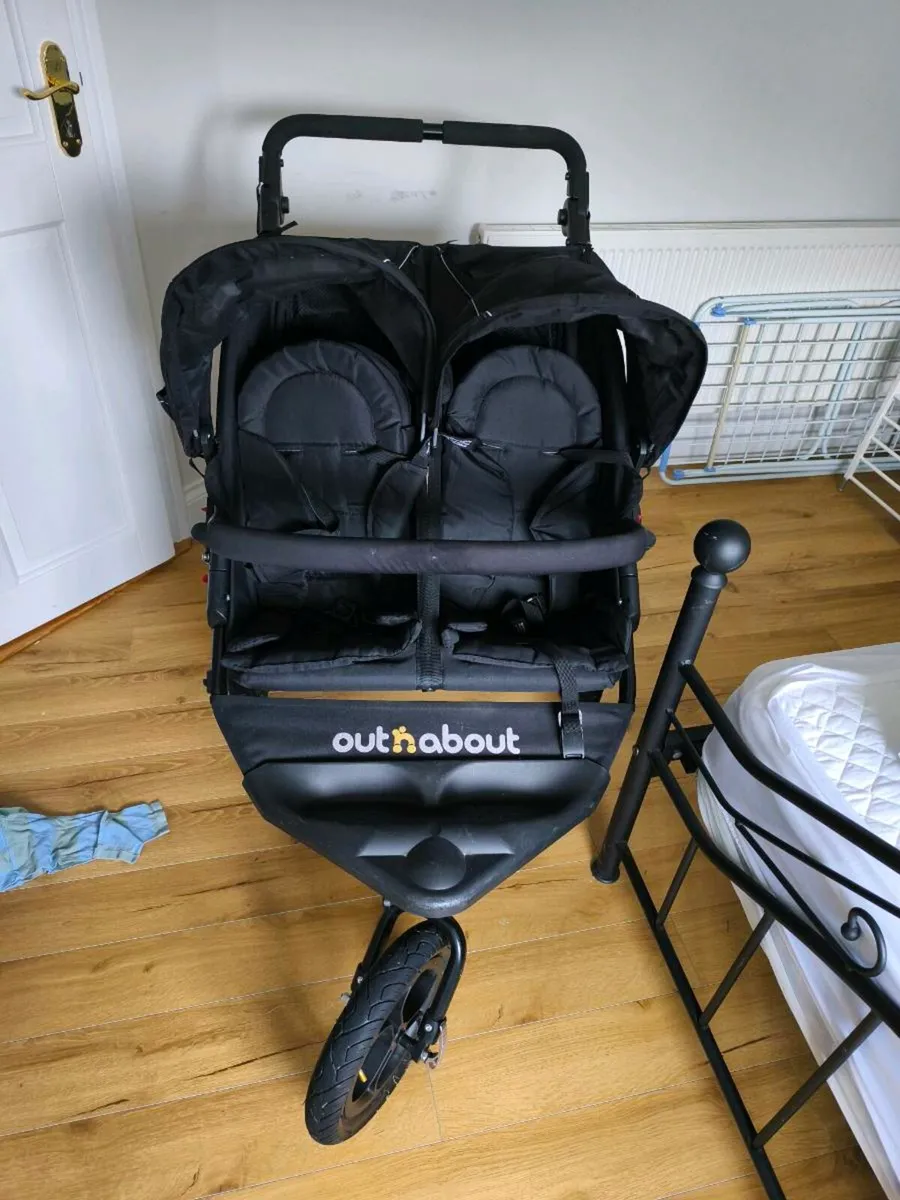 Out n about double buggy - Image 1