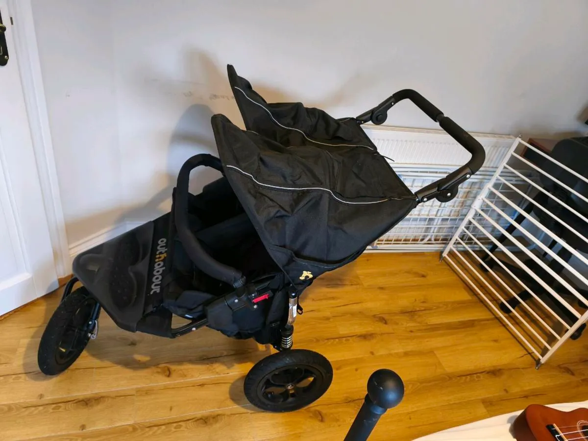 Out n about double buggy - Image 2