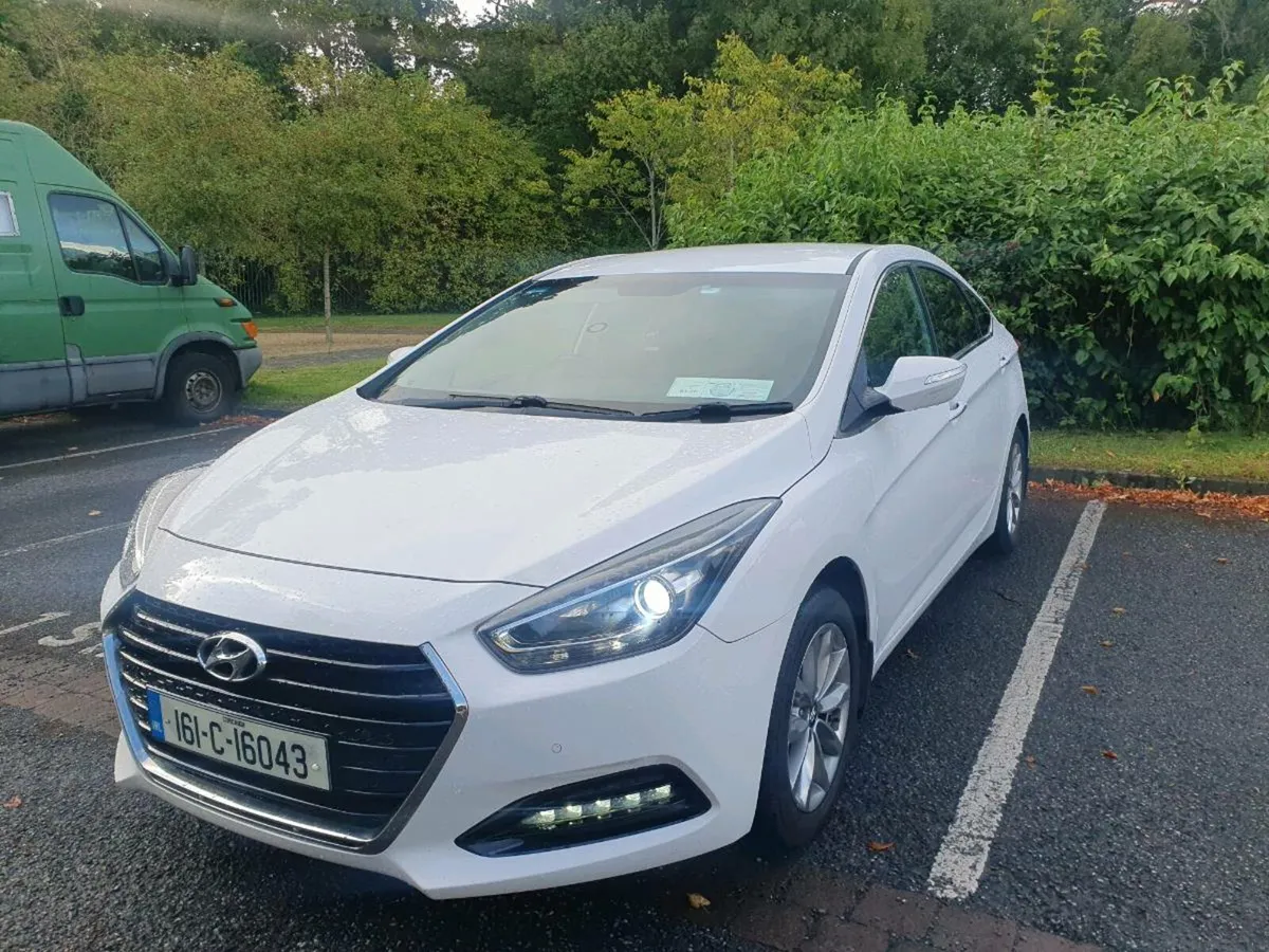 Hyundai i40 TRADE IN - Image 1
