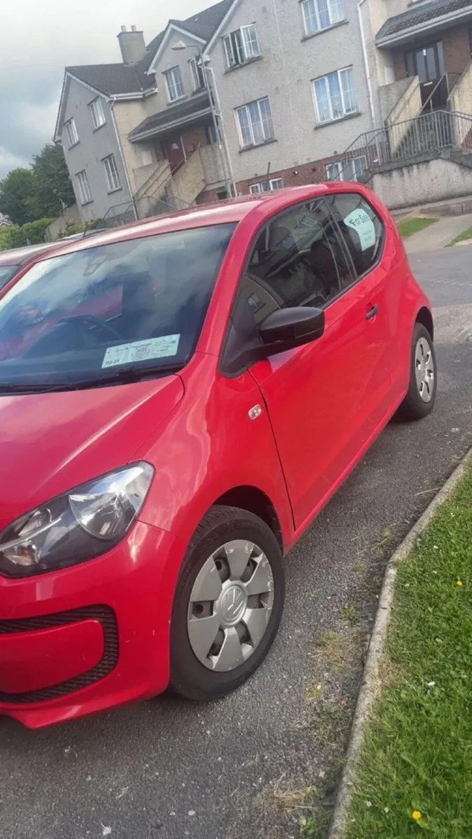 Volkswagen up! 2013 - Image 2