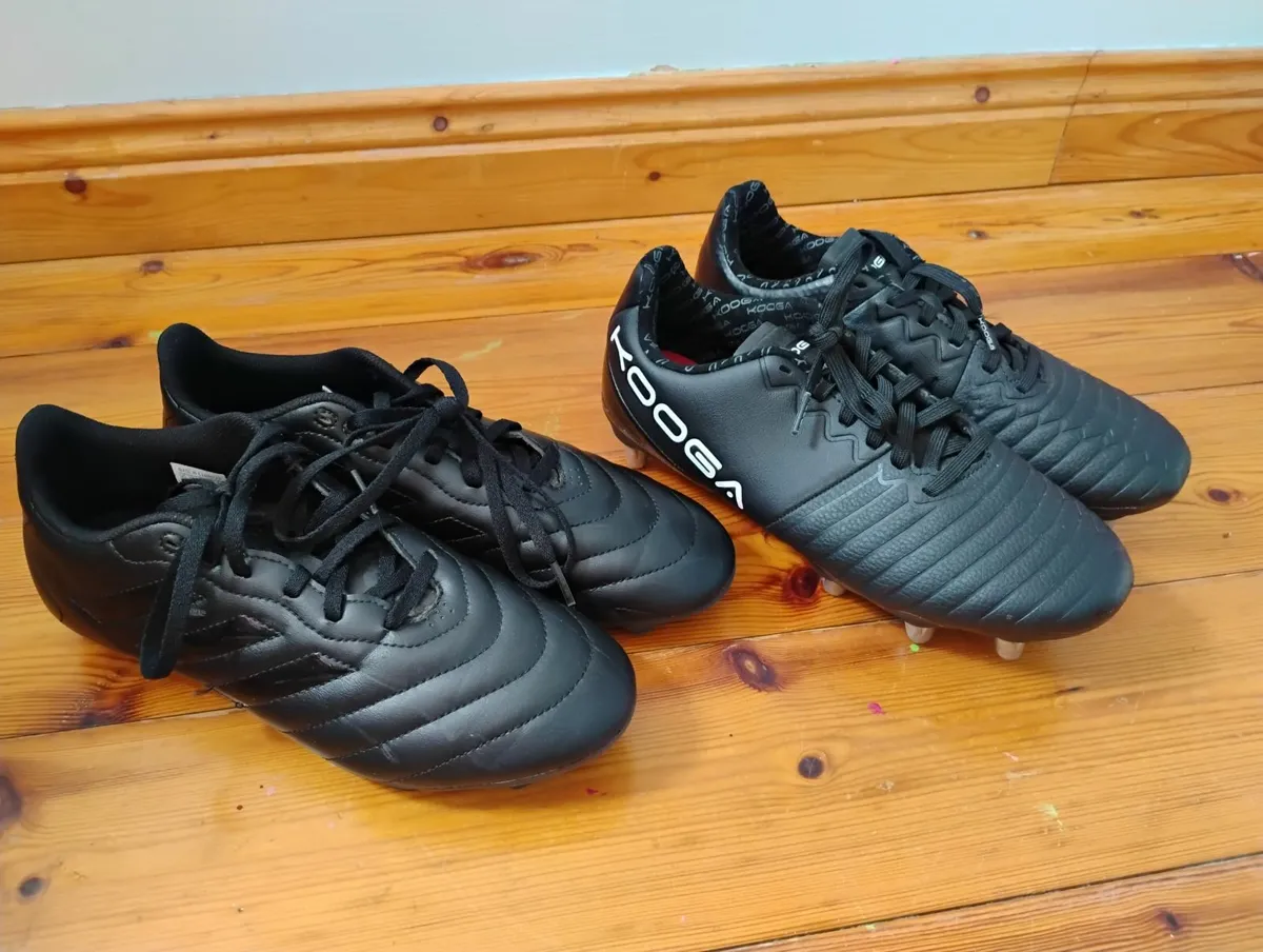 Football boots - Image 1