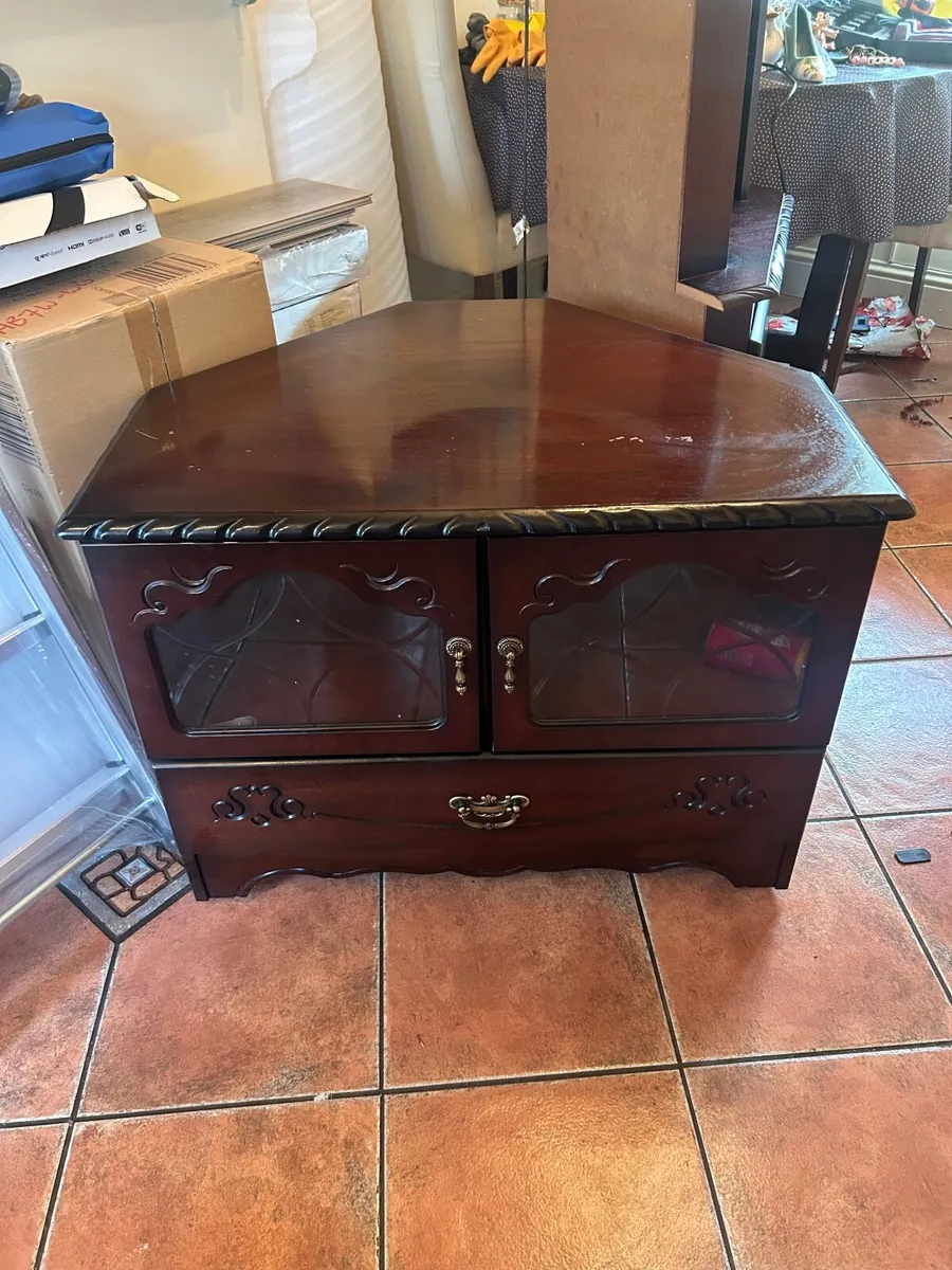 TV Stand and cabinet - Image 3