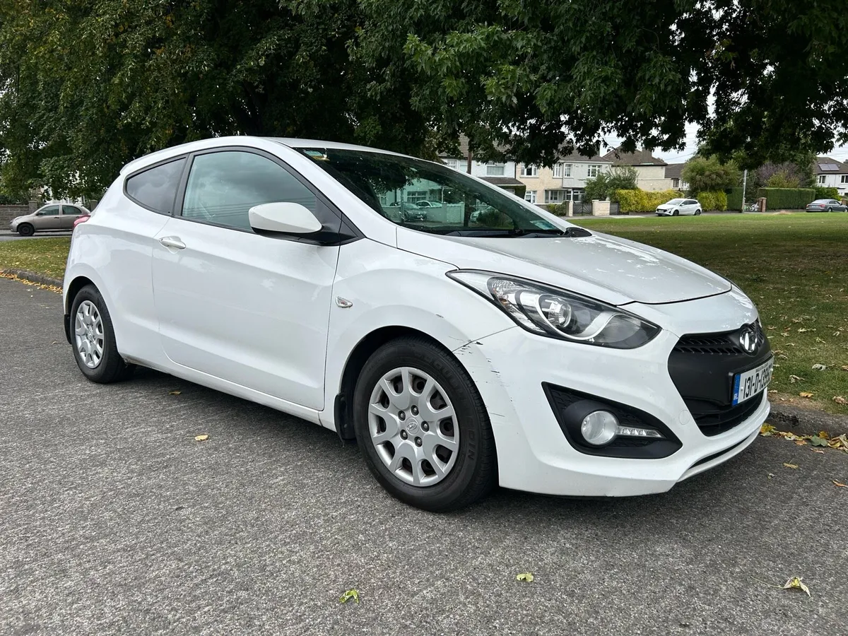 2013 Hyundai I30 Pro Van 1.4 CRDI - Image 1