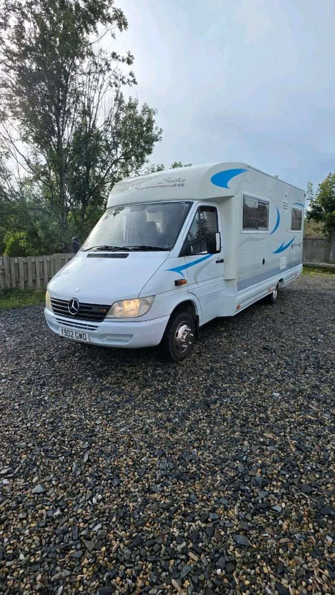 Mercedes-Benz Sprinter 4x4 motorhome - Image 1