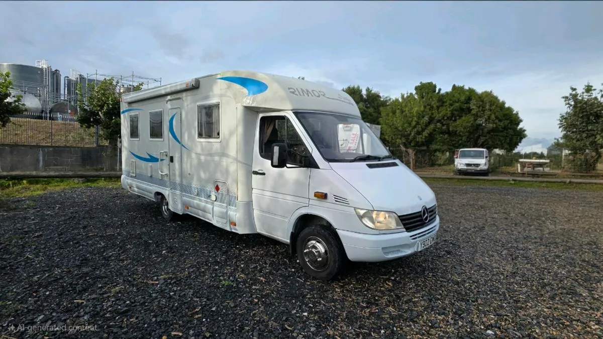 Mercedes-Benz Sprinter 4x4 motorhome - Image 3
