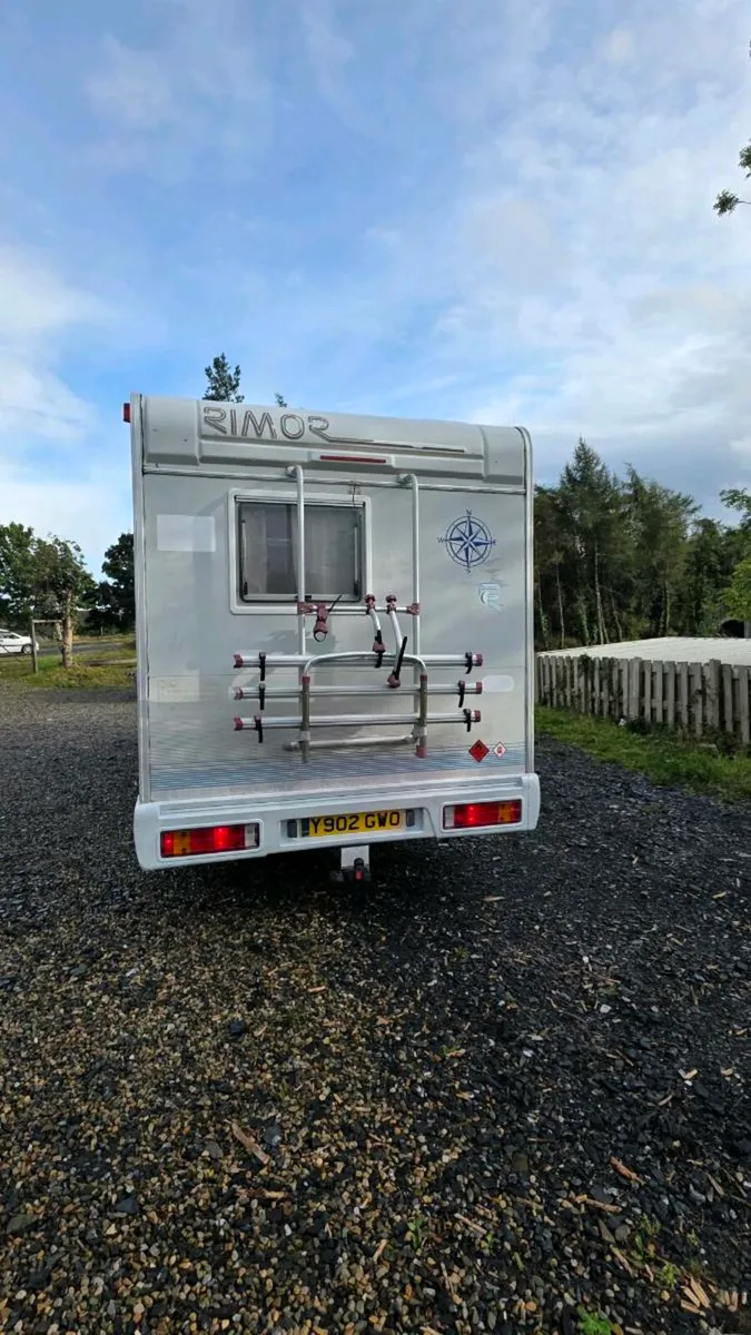 Mercedes-Benz Sprinter 4x4 motorhome - Image 4