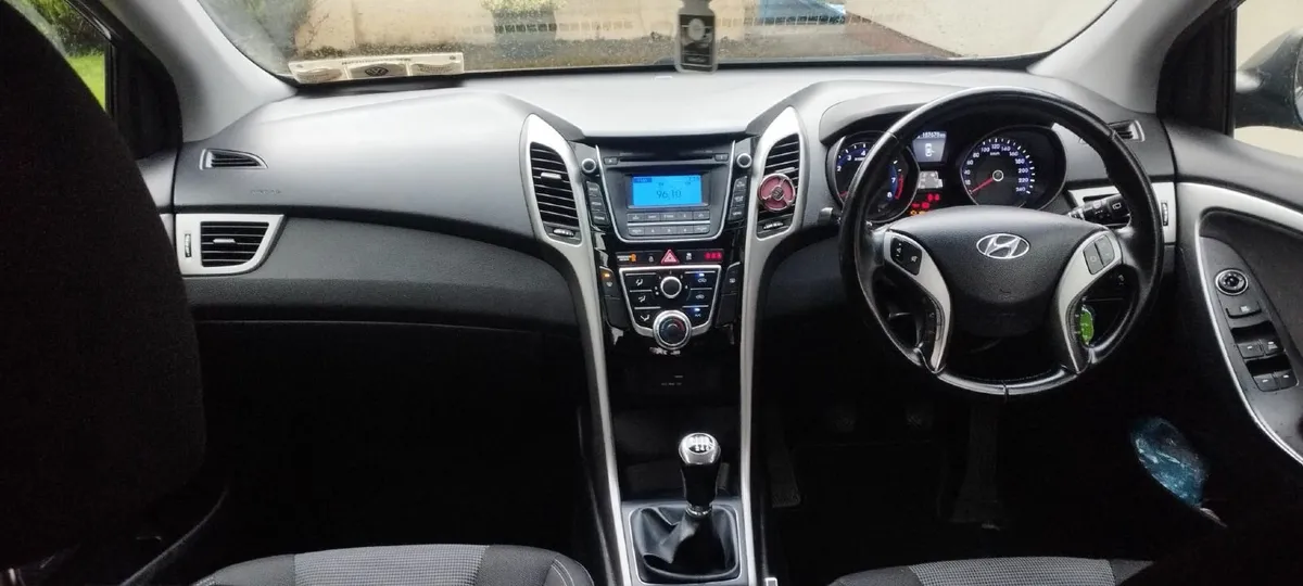 Hyundai i30 2015 - Image 2