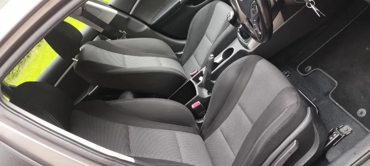 Hyundai i30 2015 - Image 4