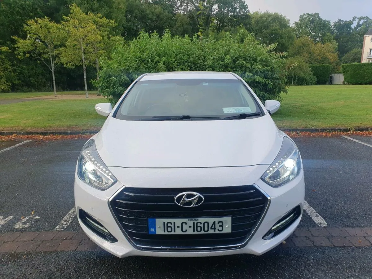 Hyundai i40 TRADE IN - Image 2
